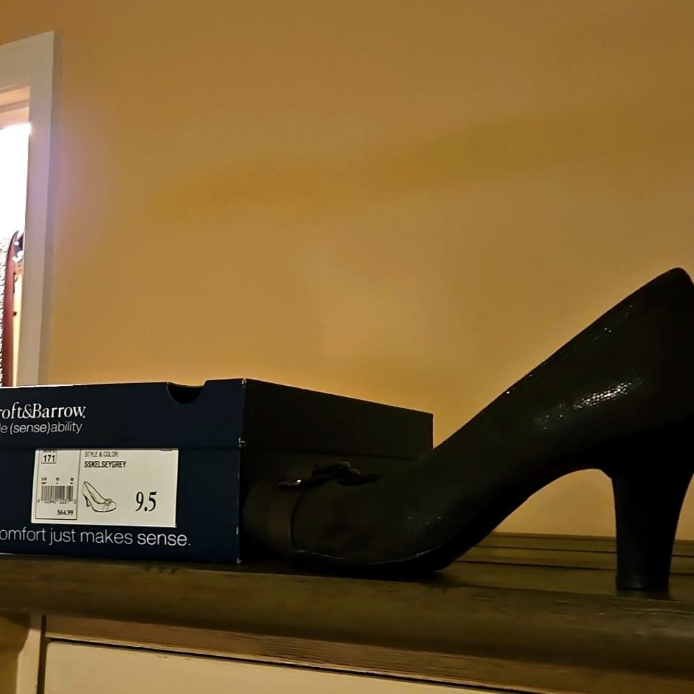 Women shoes